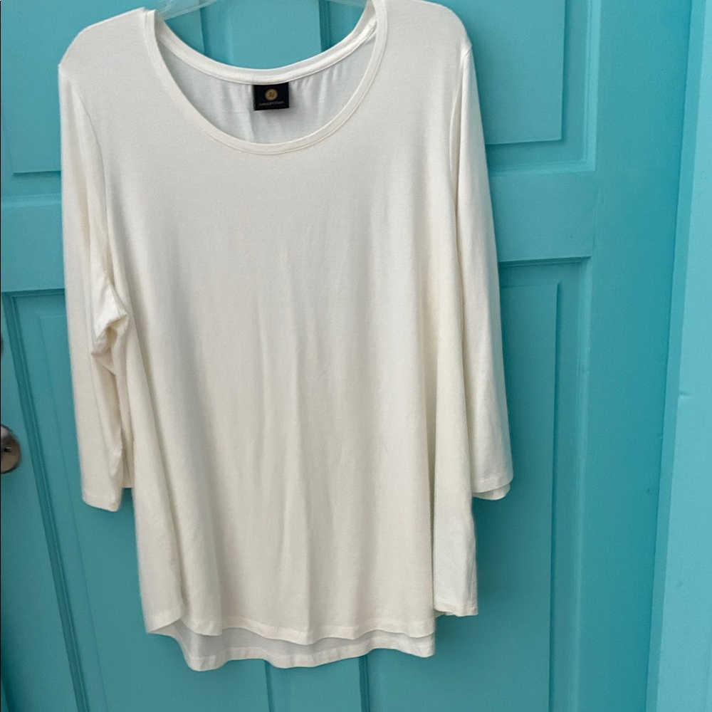 This really cool top  is made by JM Collection. Retailed at Macey’s for $34.50